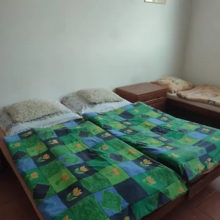 Soukrome Pokoje S Klubovnou A Zahradou Slezske Pavlovice